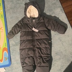 Gap baby puffer
